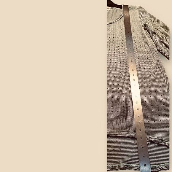 R Fashion Apparel & Accessories Green Women’s Top Size L/XL - Picture 4 of 4